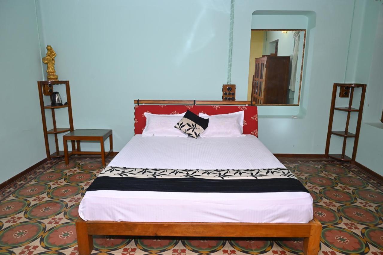 Les Boganveillea Heritage Guest House Ауровиль Экстерьер фото