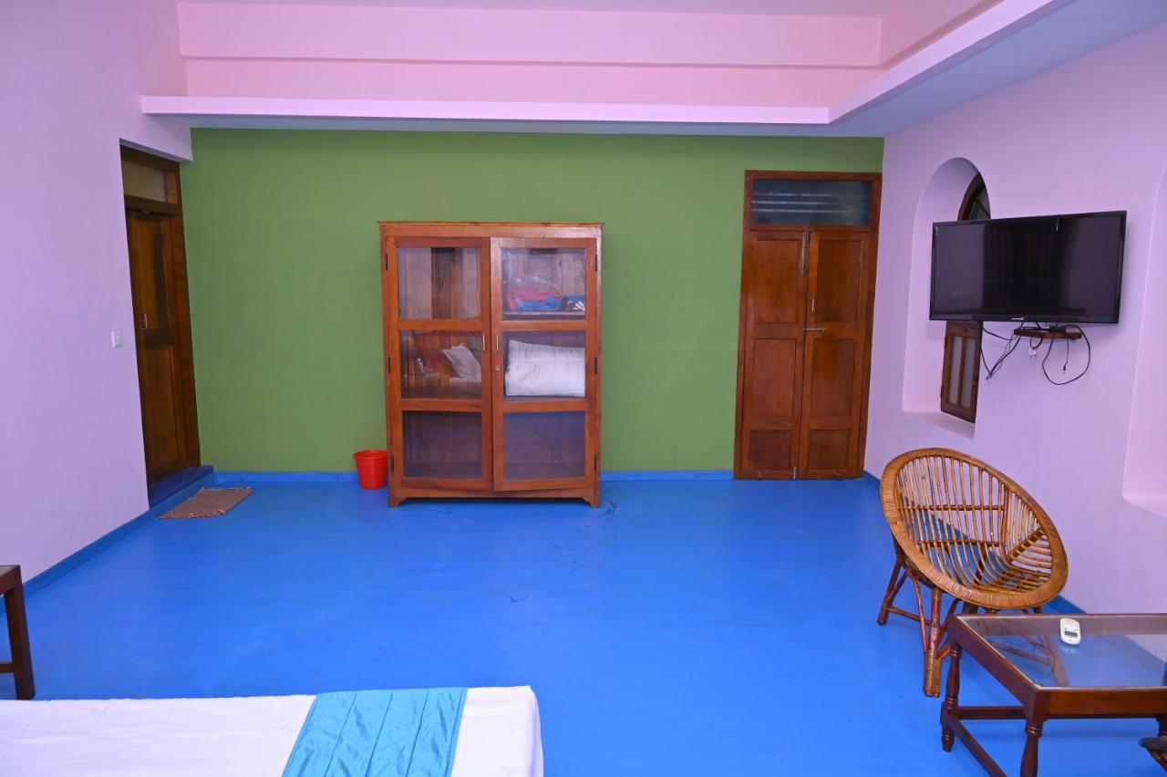 Les Boganveillea Heritage Guest House Ауровиль Экстерьер фото