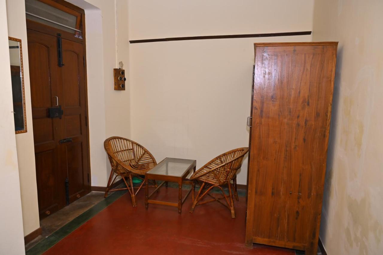Les Boganveillea Heritage Guest House Ауровиль Экстерьер фото